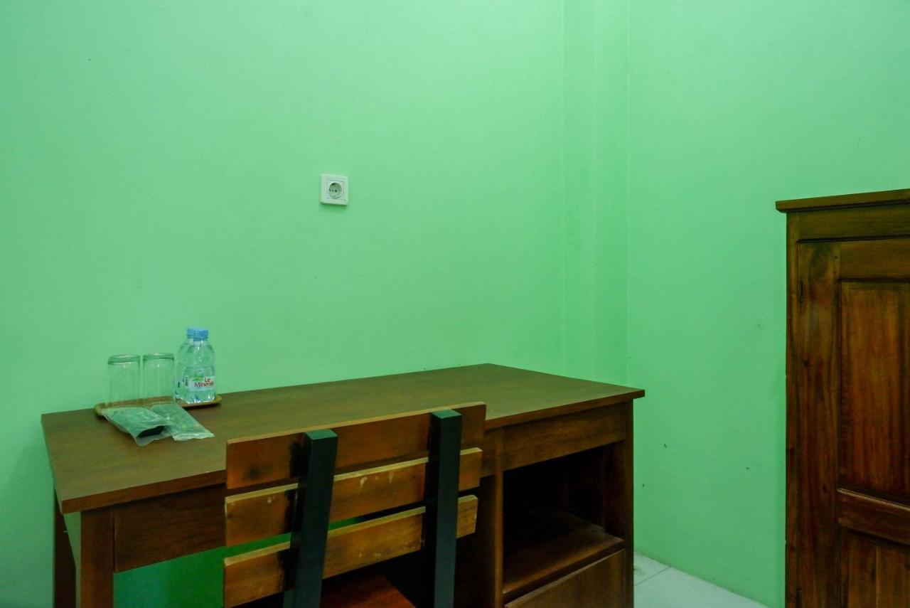 Reddoorz Syariah Near Monumen Jogja Kembali Hotell Kejayan Eksteriør bilde